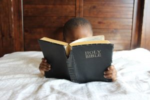 Nombres bíblicos para niño: una mirada a la tradición y espiritualidad